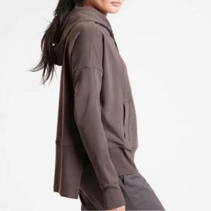 NWT Athleta Mission Hoodie Shal!